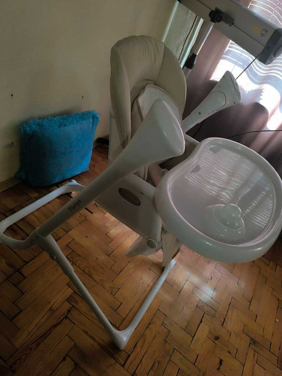 Стільчик для годування Carrello Triumph CRL-10302