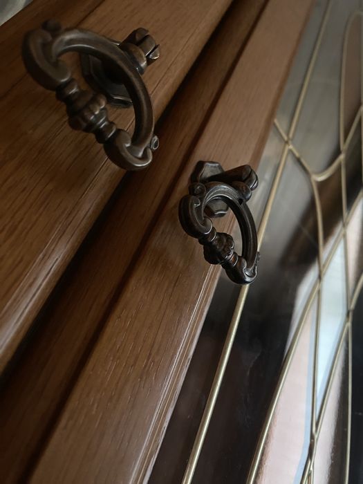 Сервант вітрина дерев’яна з Італії