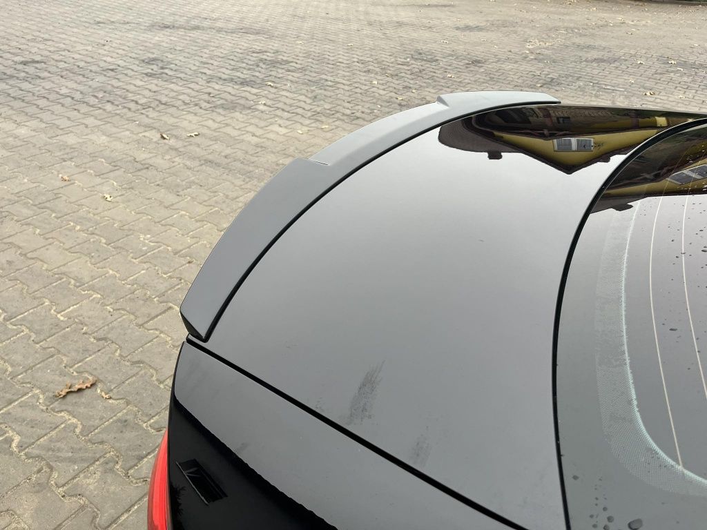 AUDI A4 B8,5 lotka dokładka spoiler M4 look czarny połysk