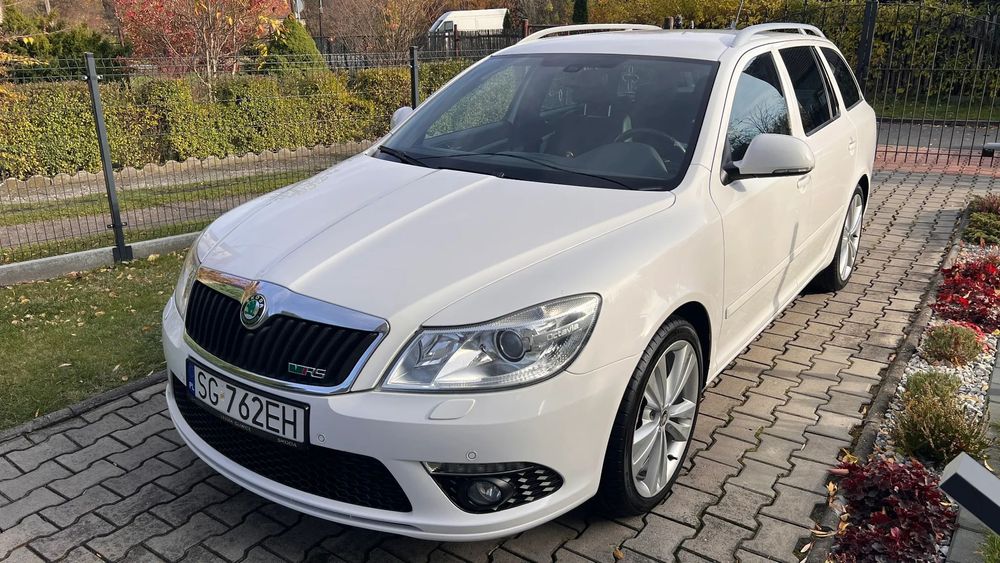 Skoda Octavia Octavia RS 200KM DSG ; Kraj pochodzenia : Szwajcaria