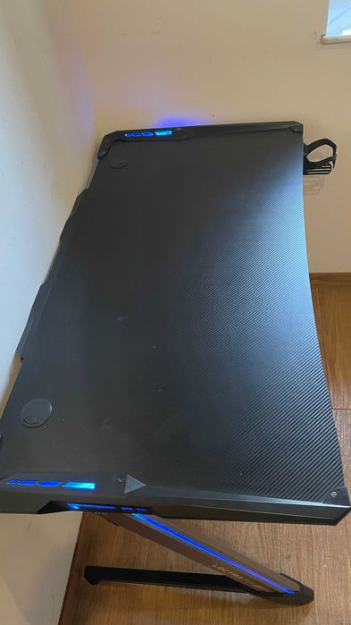 Secretária Gaming LECTRA