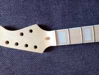 Gryf gitarowy typu musicMan