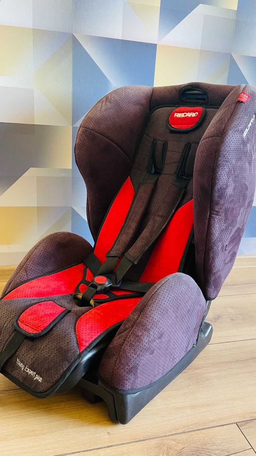 Автокрісло, автокресло Recaro young expert plus 9-18кг