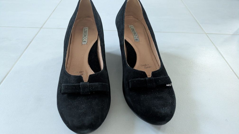 Buty na koturnie wiosenno - jesienne