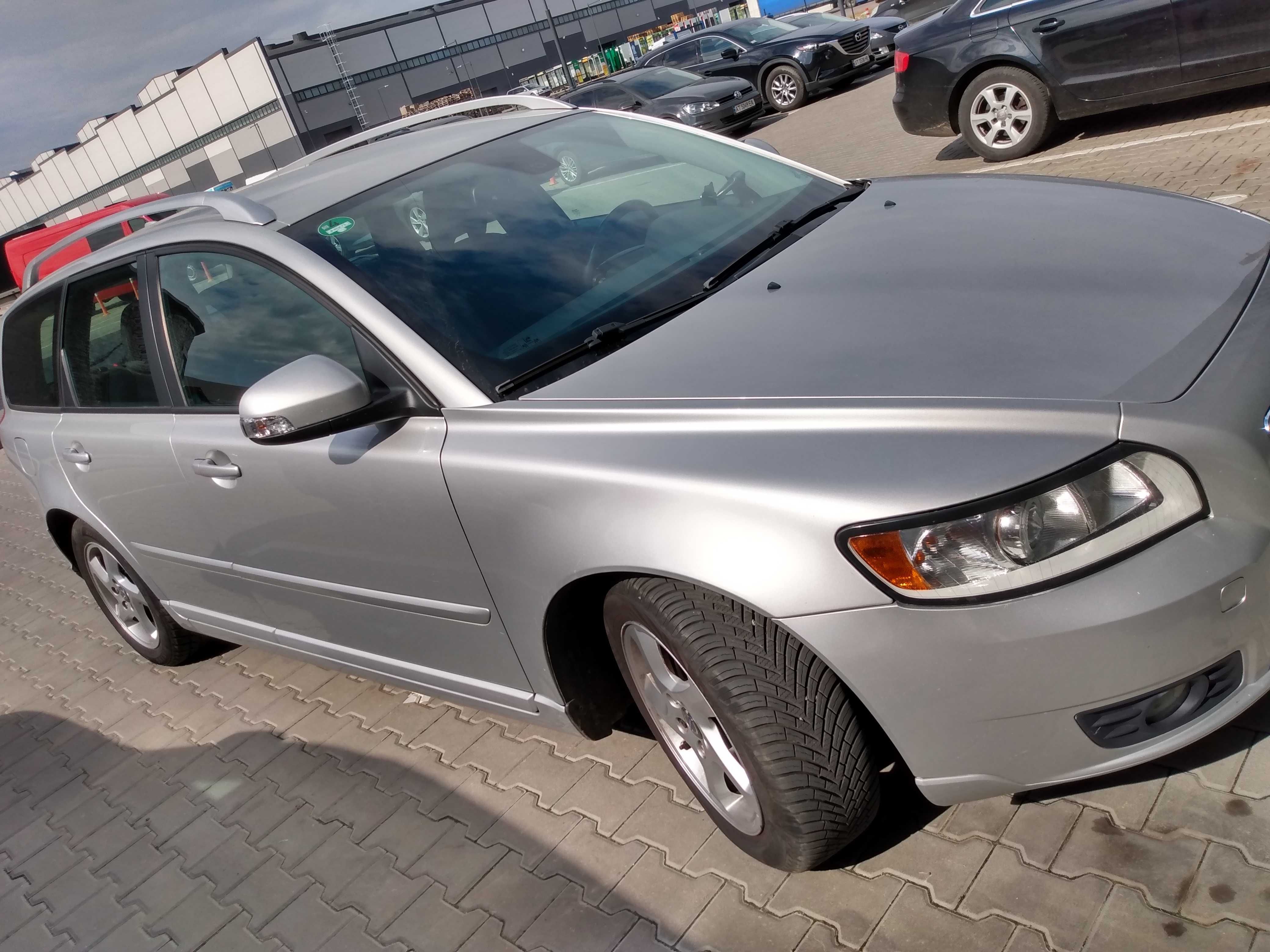 Тільки пригнана VOLVO V-50 2012 р. 1,6 ДІЗЕЛЬ ,сервісна книга