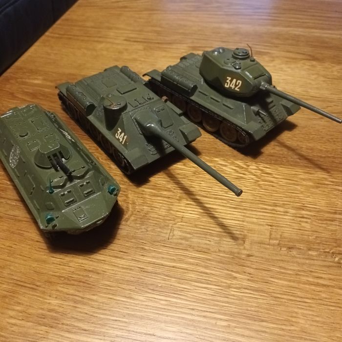 Pojazdy wojskowe metalowe radzieckie