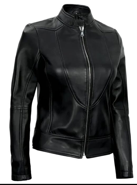 Жіноча куртка демісезонні,  нова. Не підійшов розмір