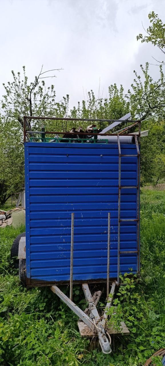 Прицеп грузовой, торговый. Причіп вантажний.