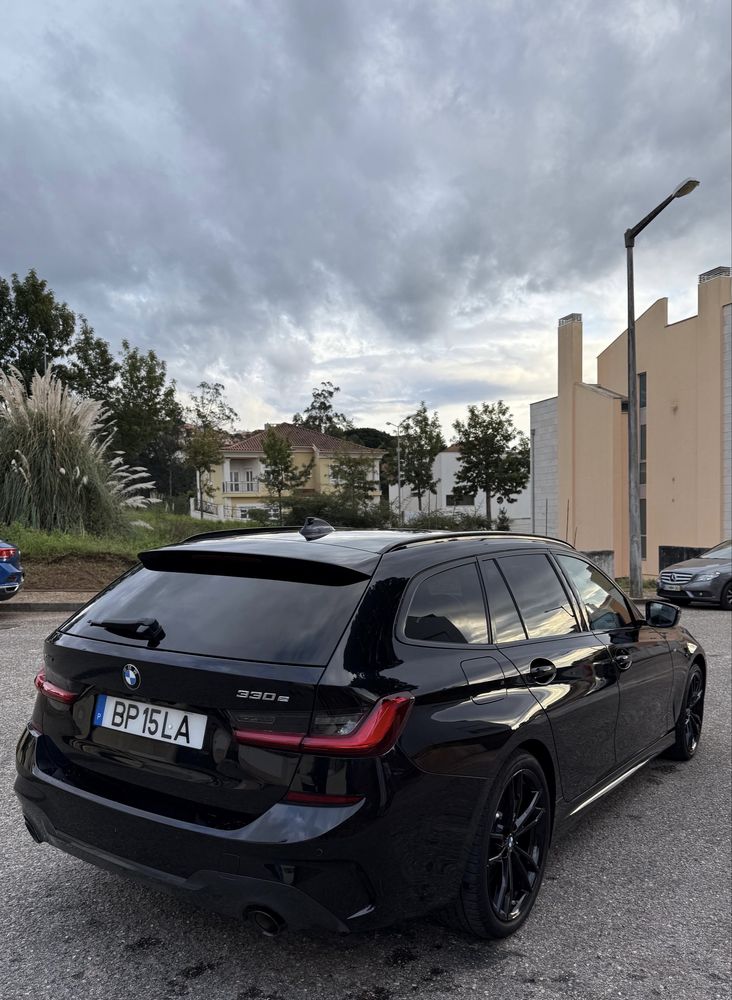 BMW 330e Touring G21 - M Performance
