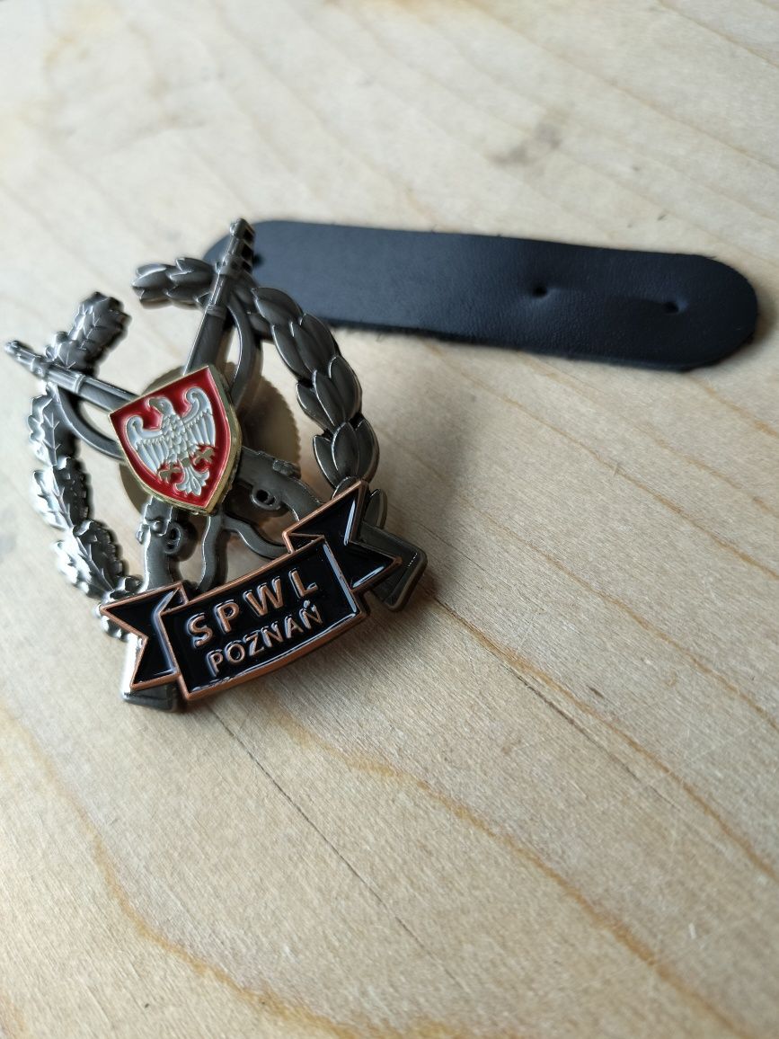 Absolwentka szkoły podoficerskiej Poznań