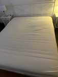 Cama de casal com  com colchão e 2 cabeceiras