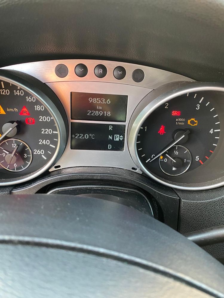 Mercedes ML 320 CDI W 164 z 3 Litrowa V 6