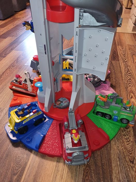 MEGA ZESTAW Psi Patrol wieża ,gratis tablet Raydera z dzwiekami