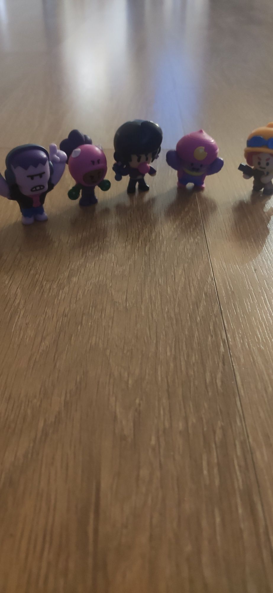 Figurki/zabawki brawl stars.