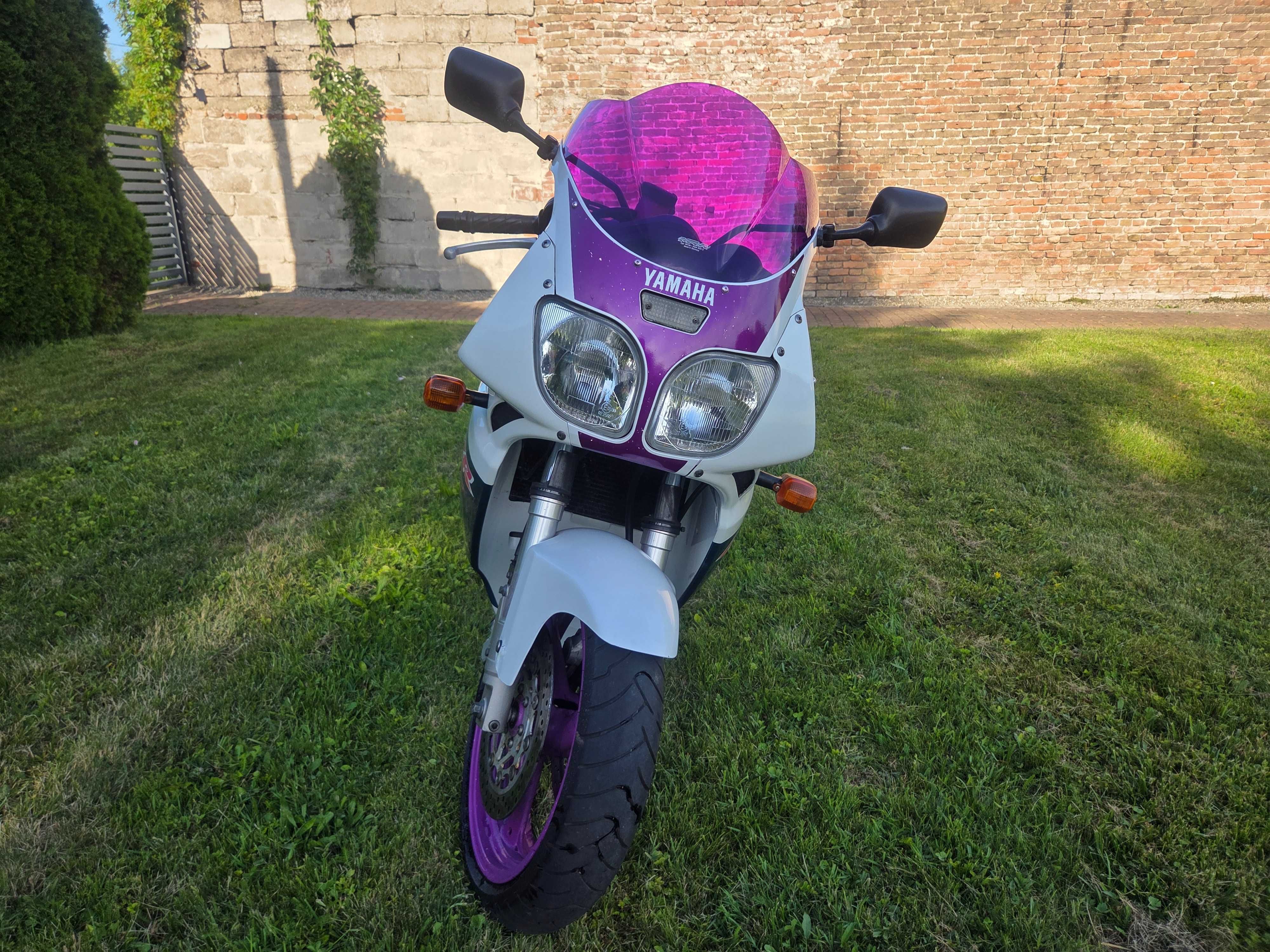 Yamaha FZR 600 R Genesis