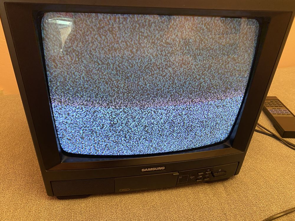Starodawny telewizor Samsung
