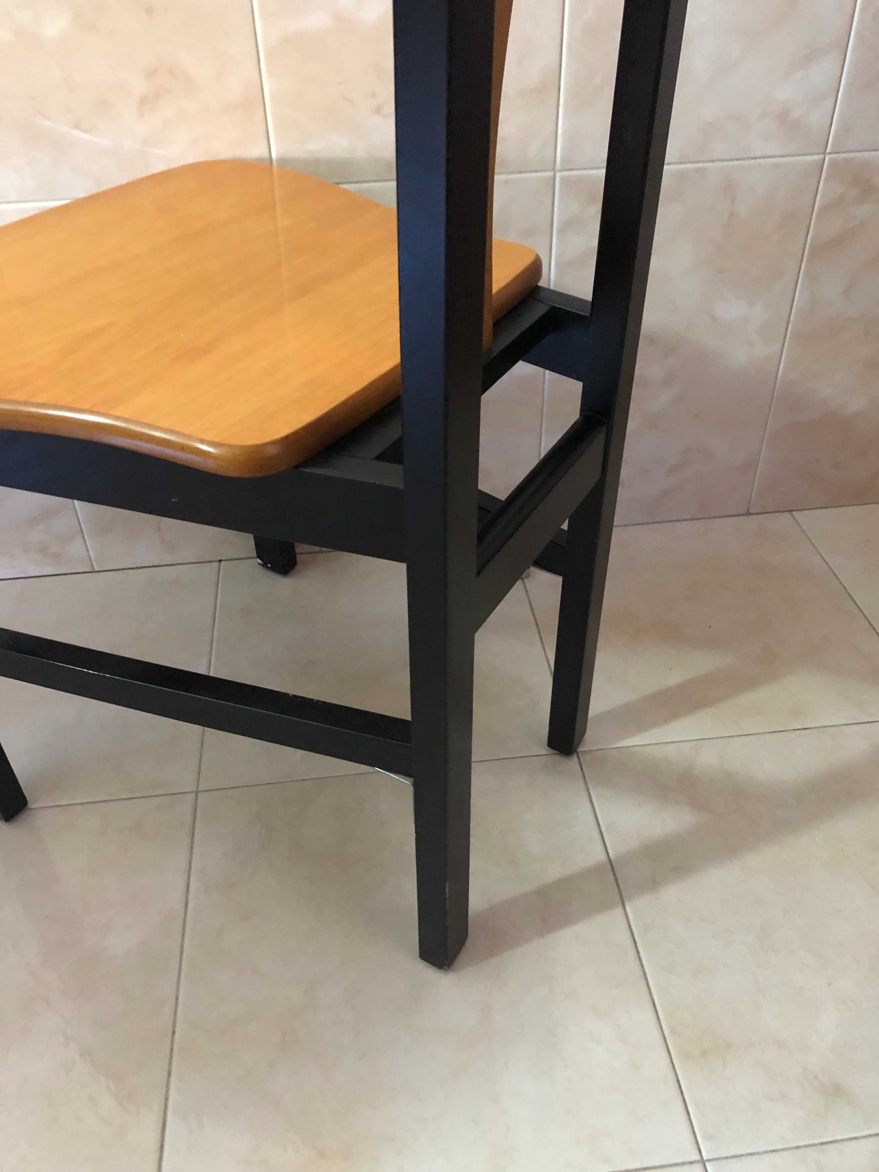 mesa ikea e cadeiras