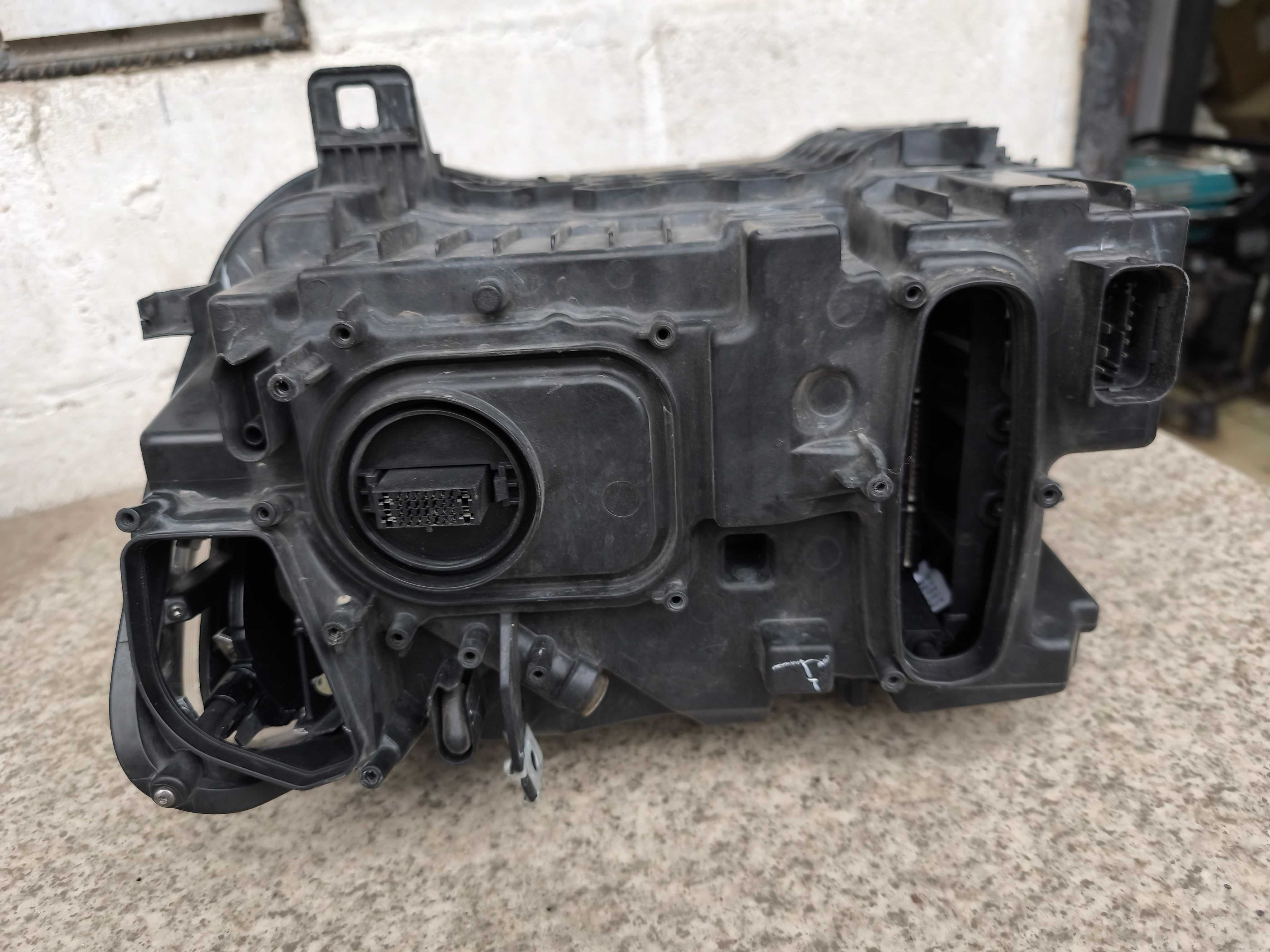 Фара оригинал бу BMW X5 F25 2013 FULL LED Adaptive