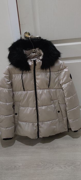 Пуховик зимняя куртка оригинал DKNY