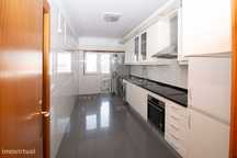 Apartamento T3 para arrendamento