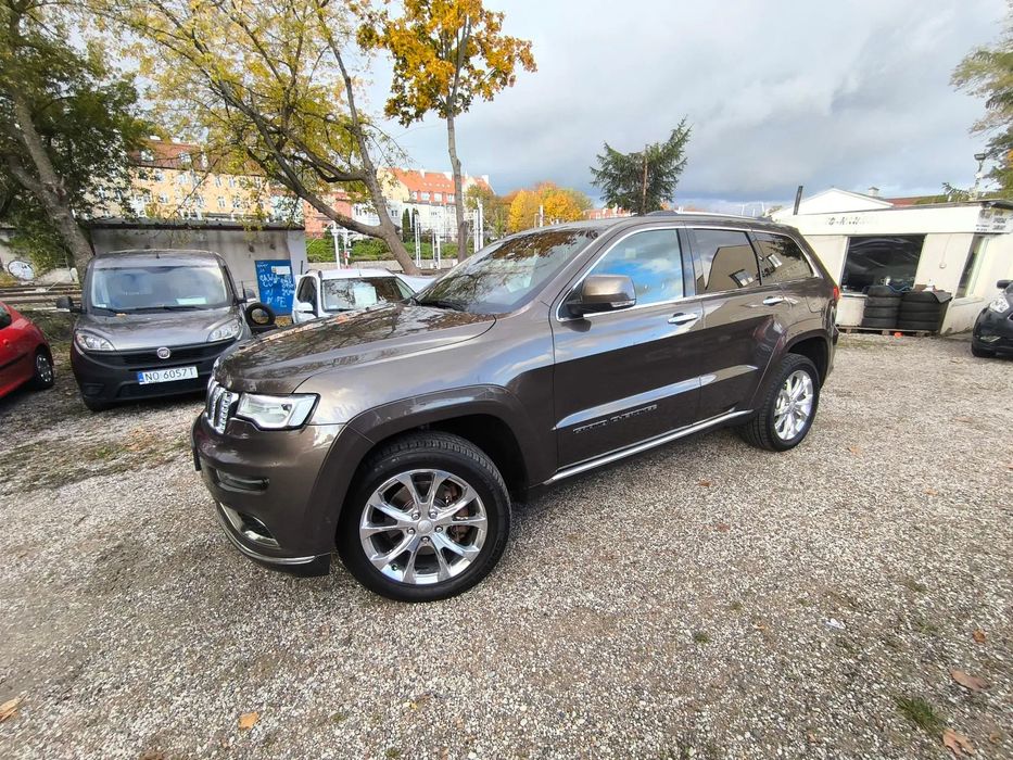Jeep Grand Cherokee Jeep Grand Cherokee  Pierwszy właściel serwisASO faktura 23%