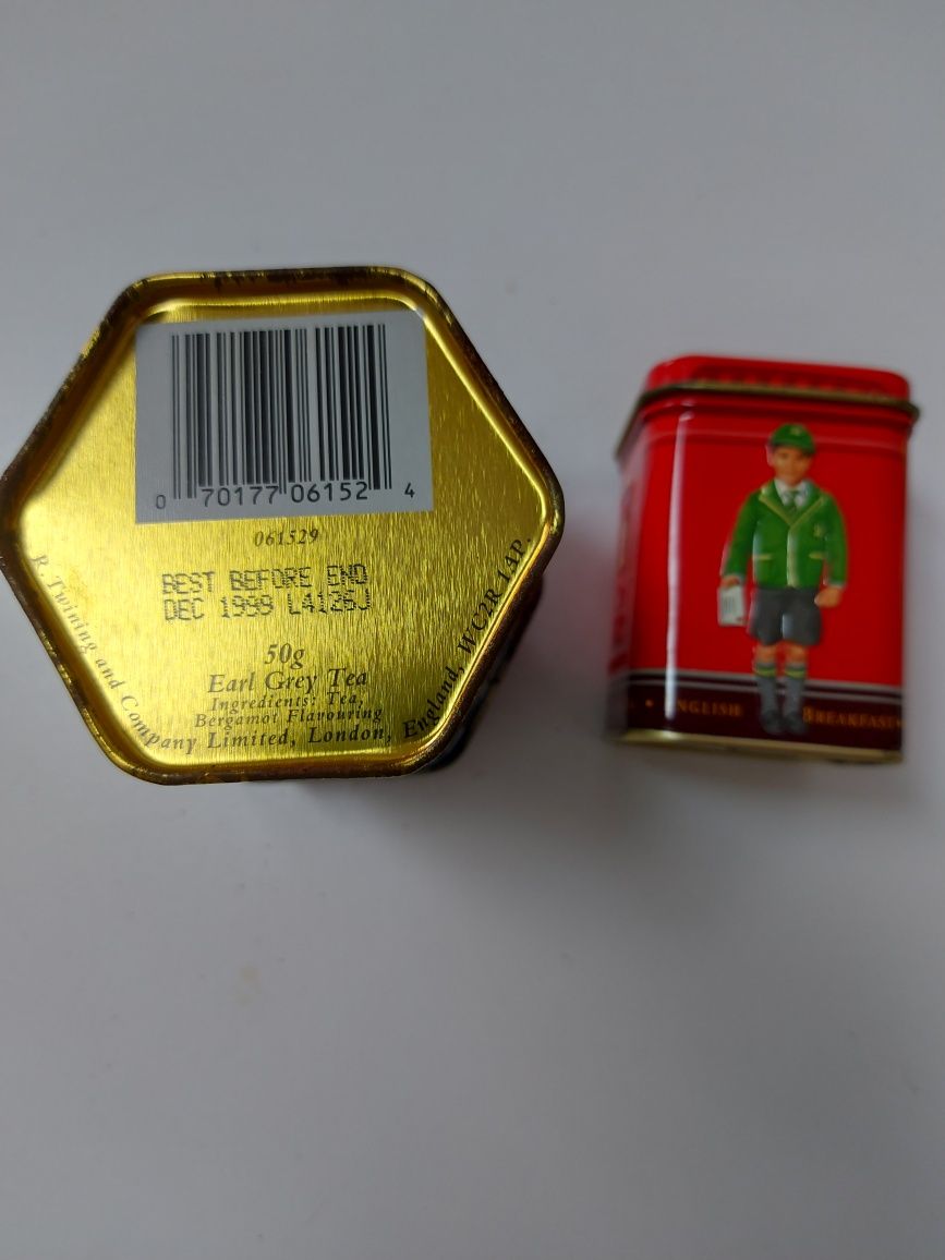 2 latas de Tea English antigas 1999 e 2008