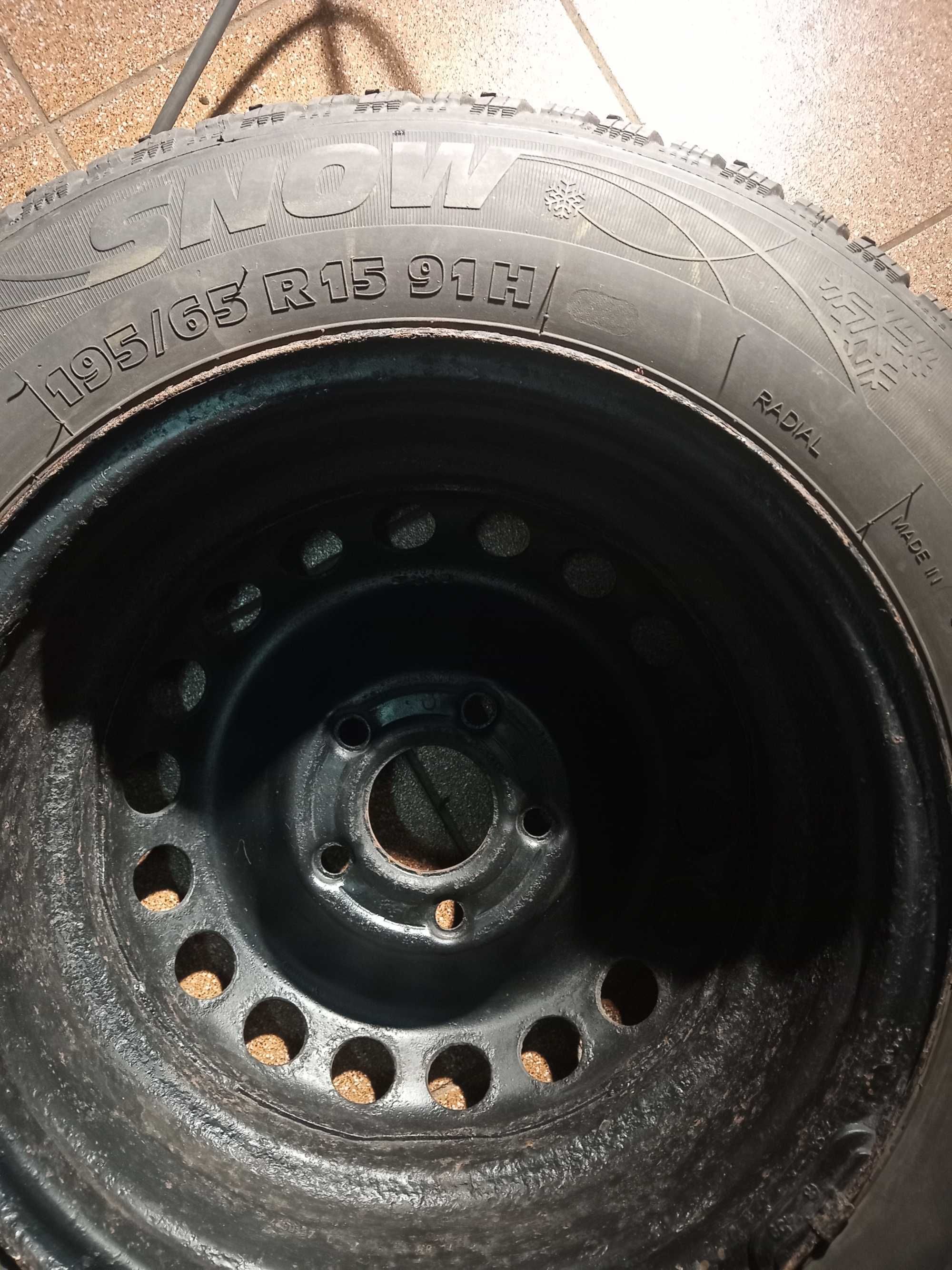 Колеса Kormoran 195/65 R15 91H зима с датчиком давления