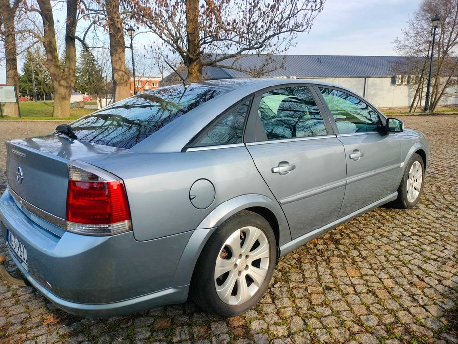 Zadbany Opel Vectra 1.8 benzyna 122  KM bogata wersja 2006 r