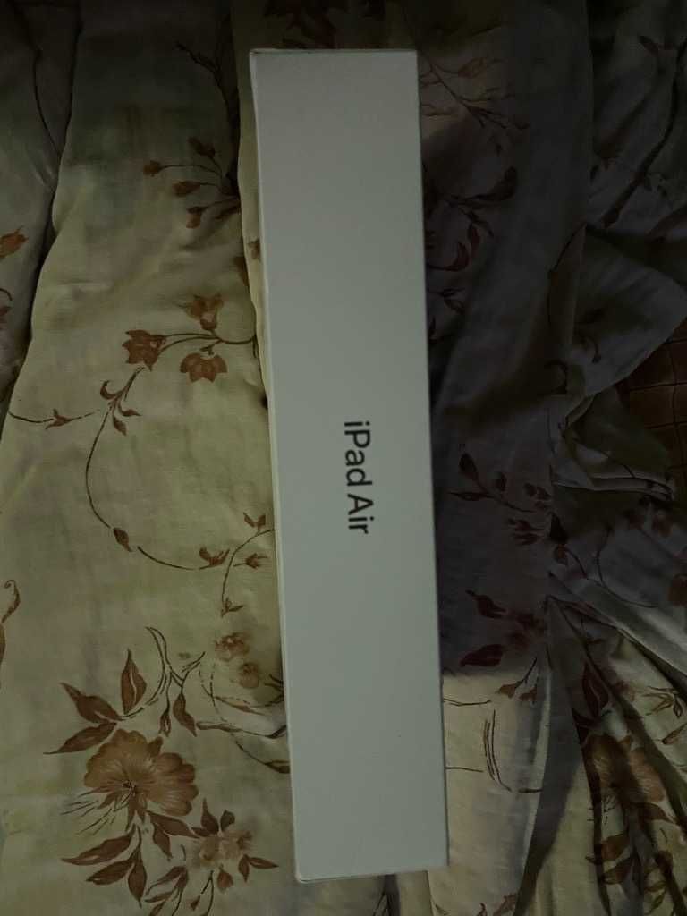 Apple iPad Air M1 10 cali 5 Generacji