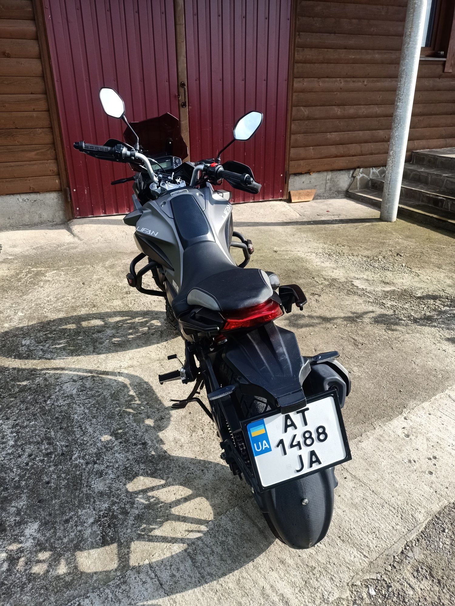 Lifan KPT 200 (LF200-10L)
