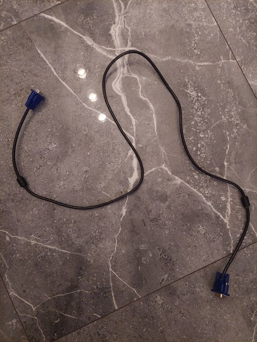 Kabel VGA. Używany