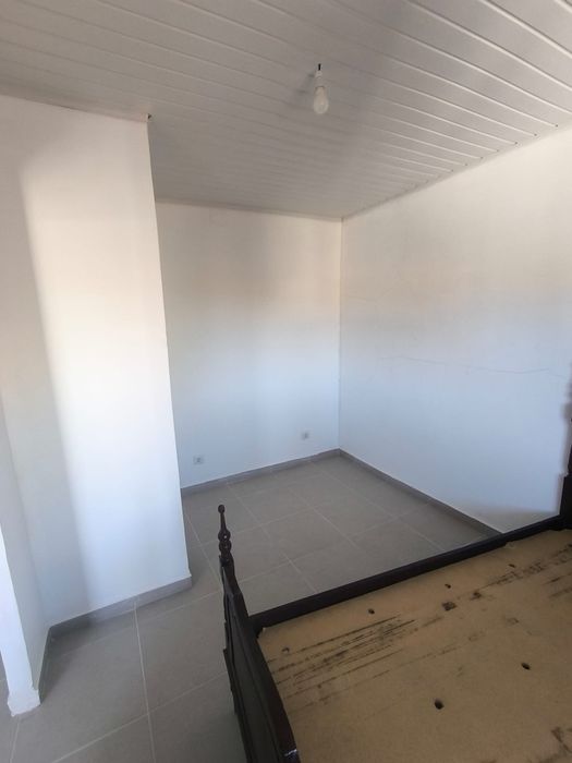 T1 em Alcains /Castelo Branco