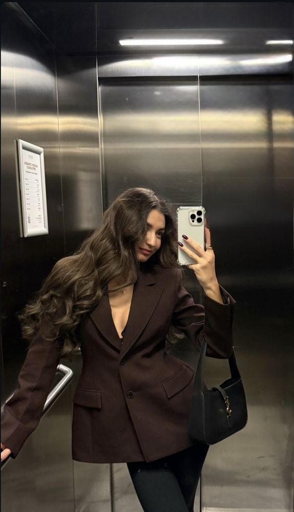 Приталений блейзер Zara бестселер