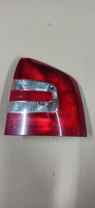 Фари задні Skoda Ocatvia a5 універсал