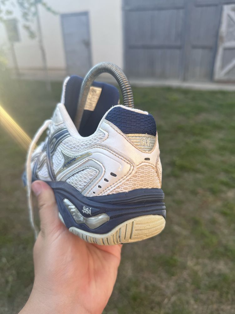 Кросовки Asics