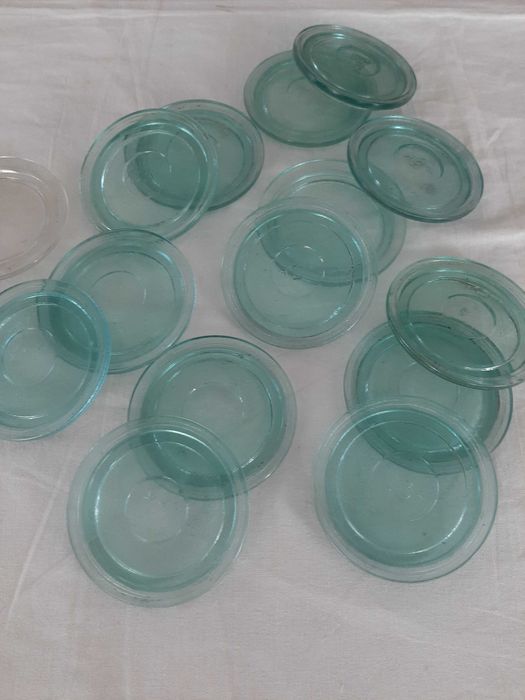 Скляні кришки для банок 0,5, 3, 10 літрів.