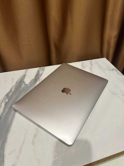 Apple MacBook Air 13”, 2019р, і5, SSD 128gb, 8gb ОЗУ. Макбук