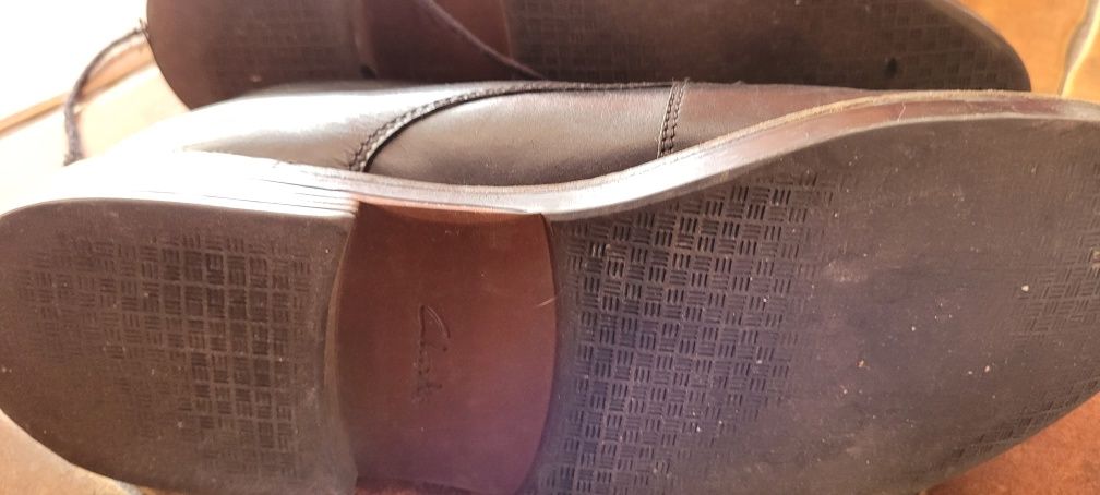 Buty clarks męskie, czarne, rozmiar 43, skóra naturalna