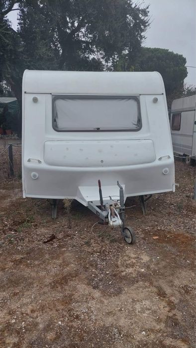 Caravana Pluma 530