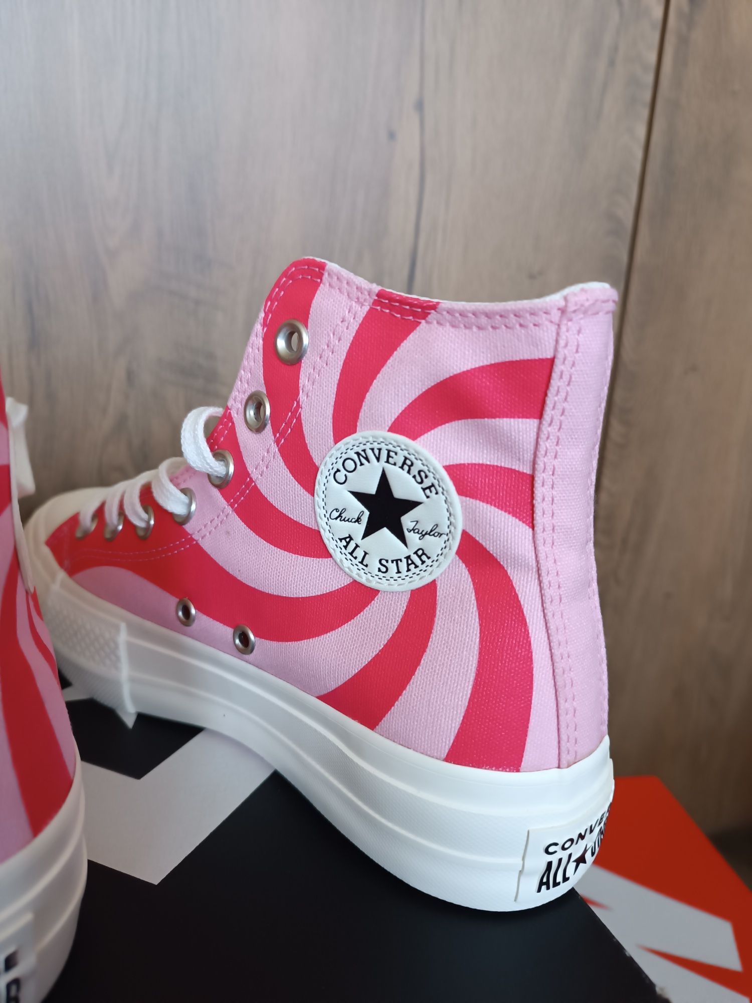 Nowe Converse rozmiar 36.5