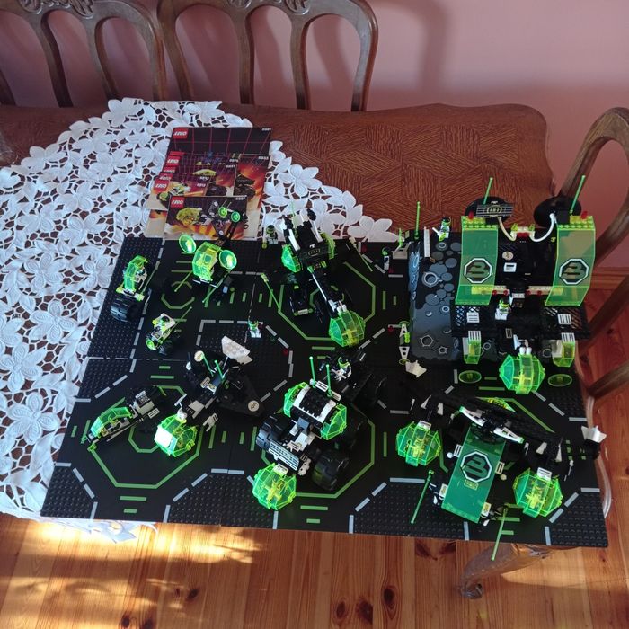 Kolekcja Lego Blacktron 6988 lata 90 Space 6981