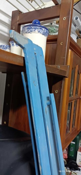 Cama de ferro antiga