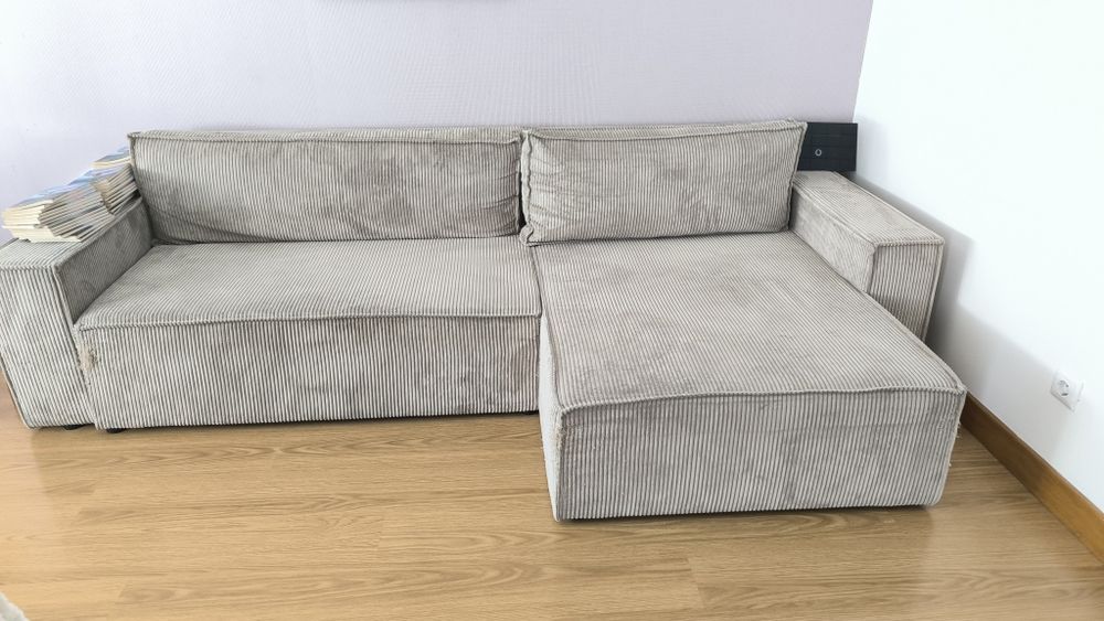 Sofá Cama com arrumação