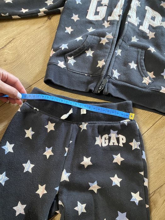 Костюм Gap на 4-5 років 104-110 см
