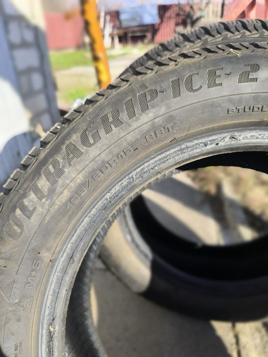 Продам зимнюю резину 195/60 R15