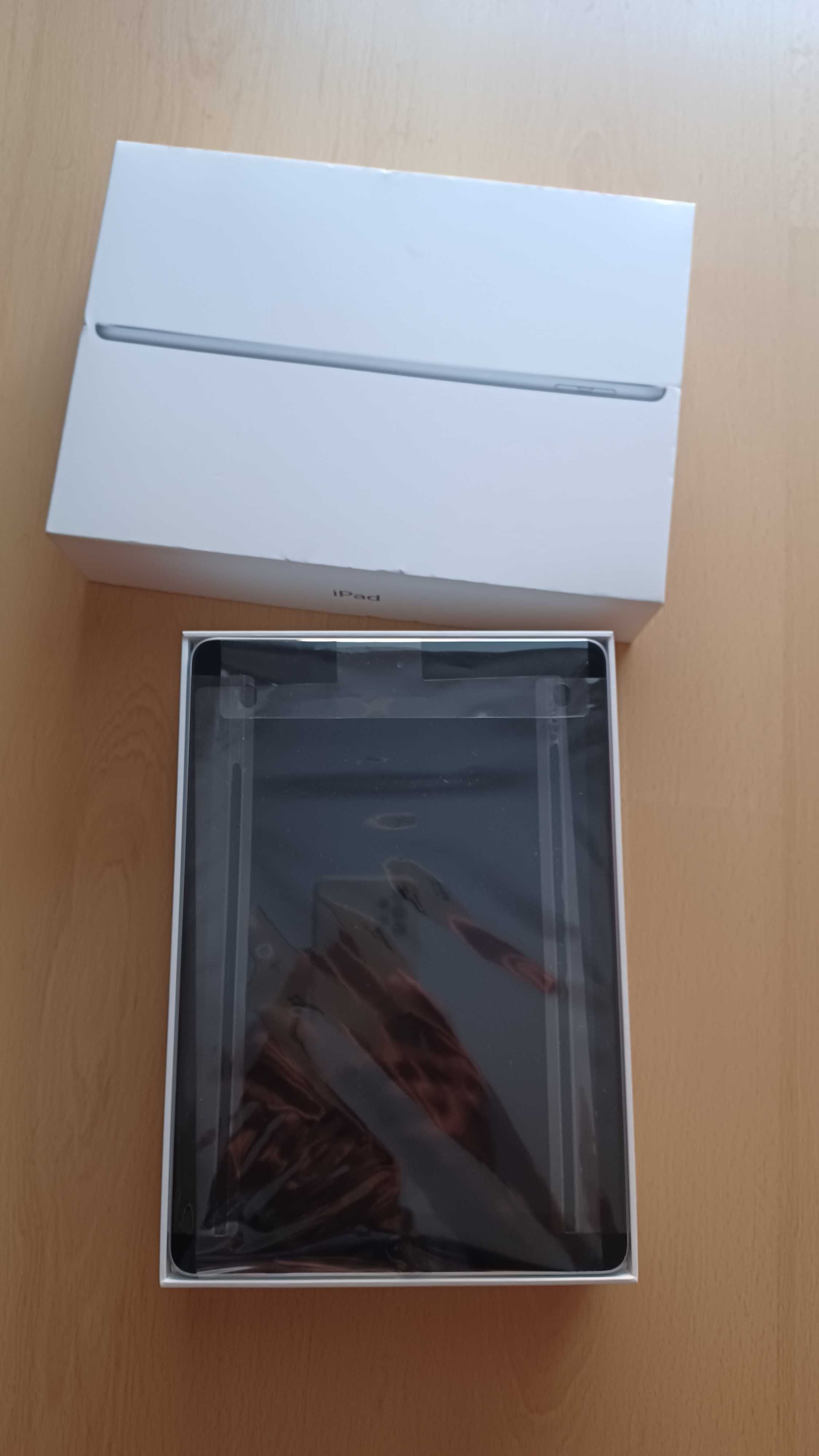 IPad 6ª geração 32Gb - com pouco uso sem riscos como novo