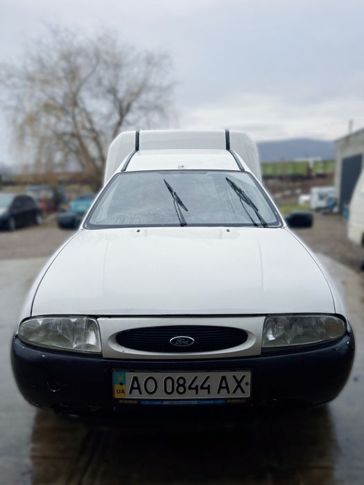 Форд курьер на ходу