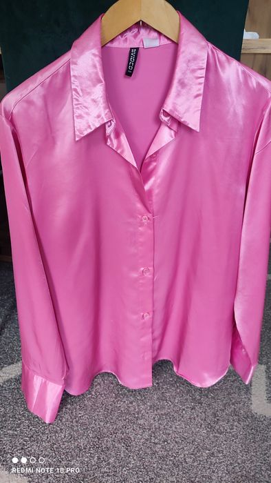 Różowa satynowa koszula oversize Zara