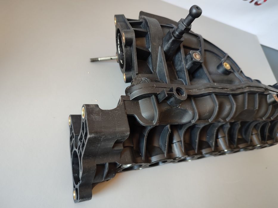 Впускний коллектор Hyundai Tucson ix35 2014 разборка хюндай туксон 2