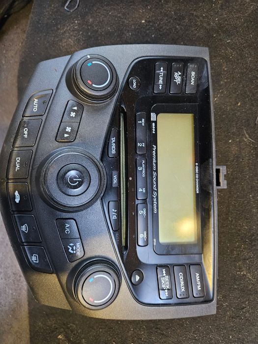 Honda accord VII radio premium